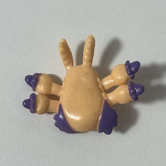 GALAVANTULA Pokemon Collectable Micro Mini figure - Picture 2 of 4